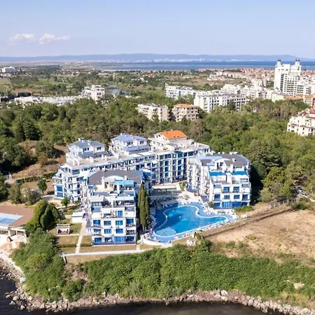 Lejlighed двустаен с морска панорама в Blue Bay Palace Pomorie