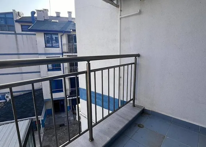 公寓 двустаен с морска панорама в Blue Bay Palace