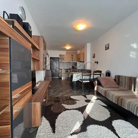 Apartament двустаен с морска панорама в Blue Bay Palace Gmina Pomorie